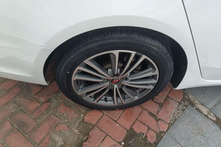 Used Roewe i6 2019 PLUS 1.6L CVT 4G Connected Flagship Deluxe Edition Right Rear Wheel Hub