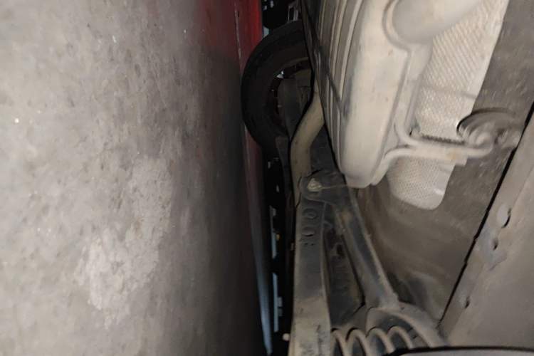 Used Roewe i6 2017 20T Automatic Internet ZhiZun Edition Chassis Rear