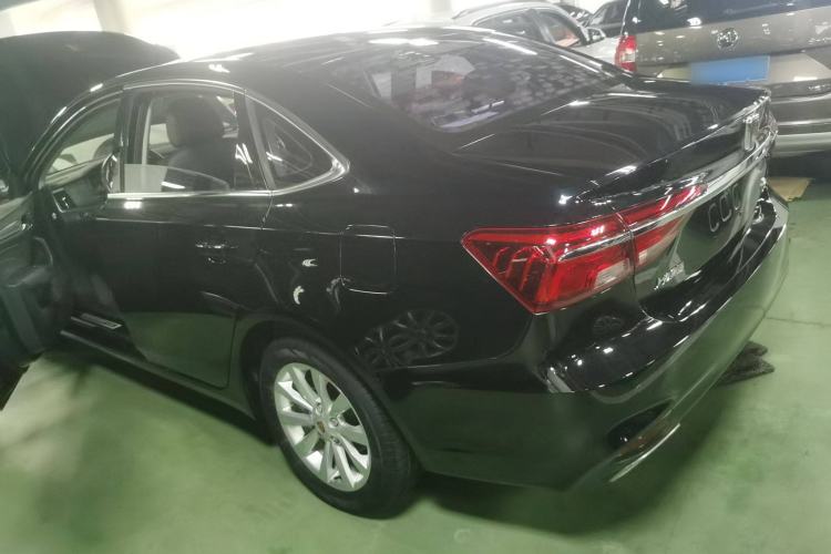 Used Roewe i6 2017 20T Manual Luxury Edition Exterior 4