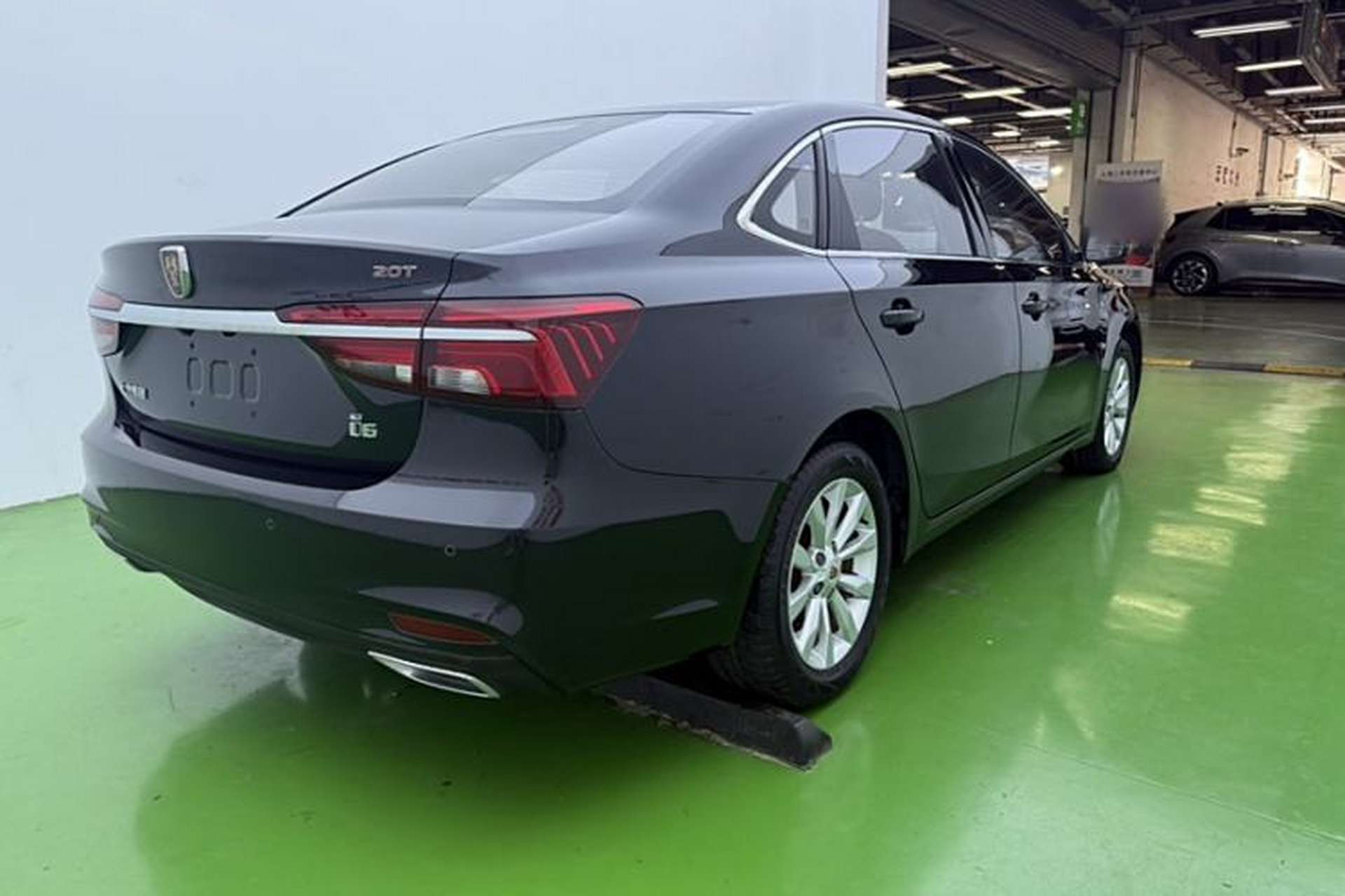 Used Roewe i6 2017 20T Manual Luxury Edition Exterior 4