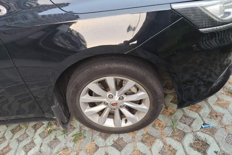 Used Roewe i6 2017 20T Automatic Internet Smart Edition Exterior 7