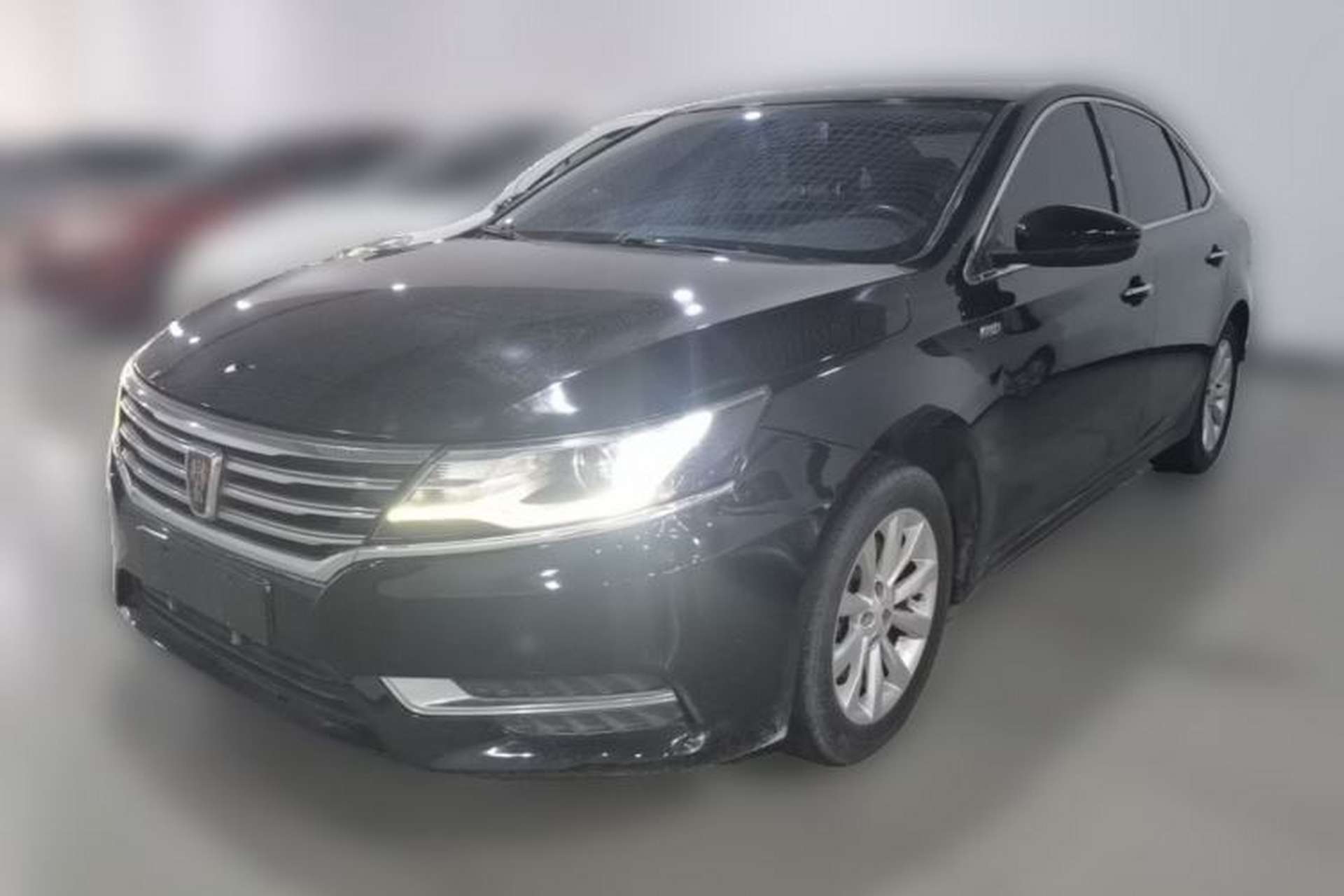 Used Roewe i6 2017 20T Automatic Flagship Edition Front Left 45 Deg