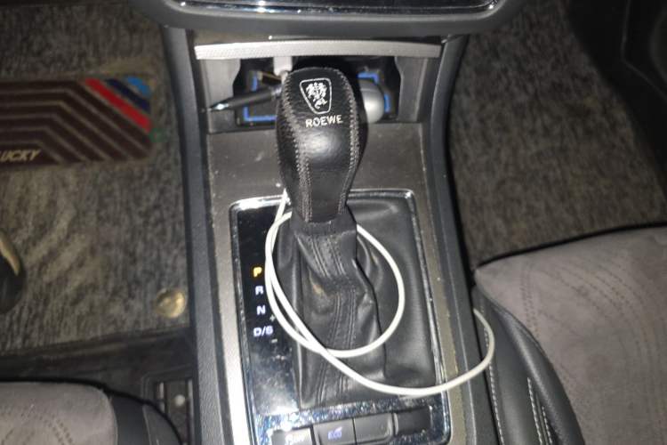 Used Roewe i6 2017 20T Automatic Internet ZhiZun Edition Gear Lever