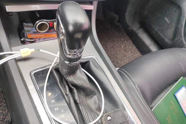 Used Roewe i6 2017 20T Automatic Flagship Edition Gear Lever