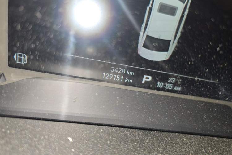 Used Roewe i6 2017 20T Automatic Internet ZhiZun Edition Odometer Close Up