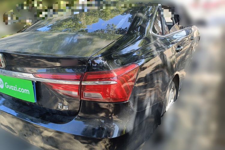 Used Roewe i6 2017 20T Automatic Flagship Edition Rear Right 45 Deg