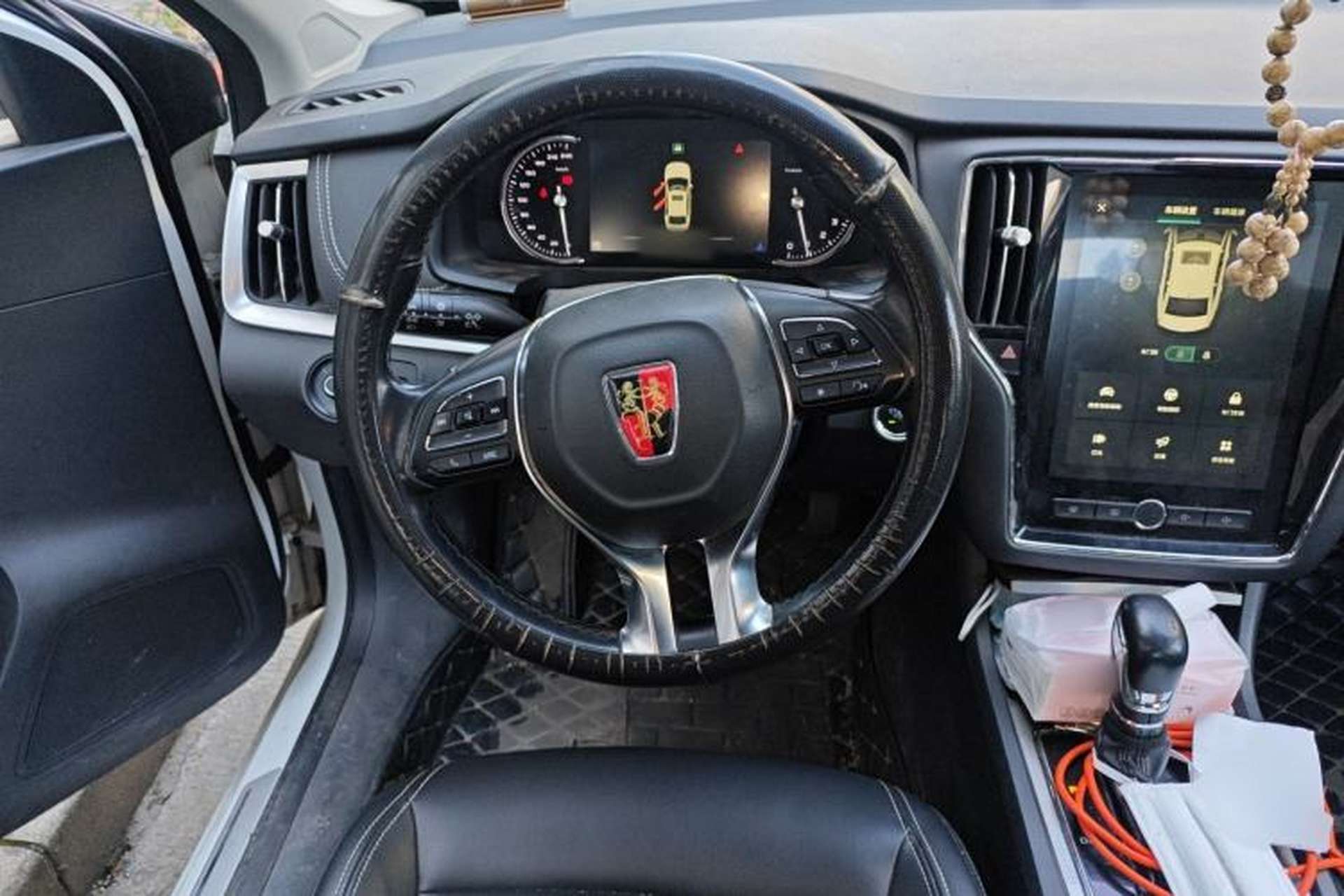 Used Roewe i6 2017 20T Automatic Internet ZhiZun Edition Steering Wheel