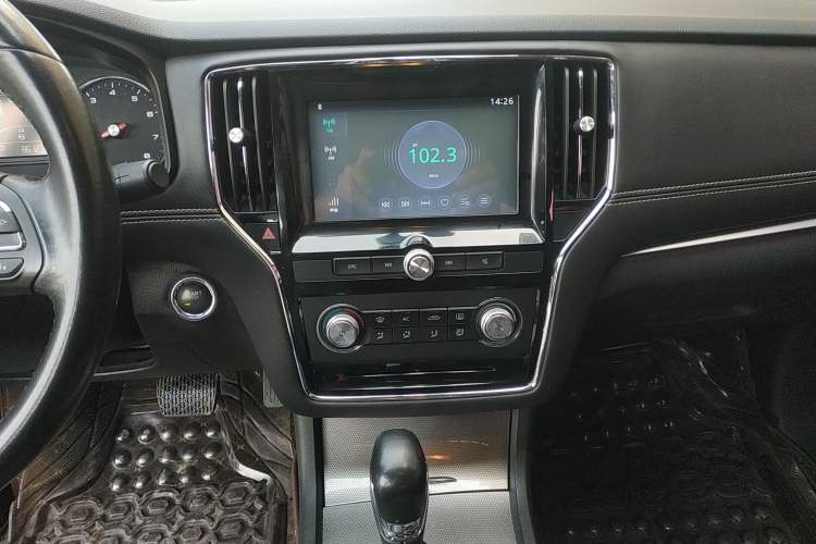 Used Roewe i6 2017 20T Automatic Flagship Edition Audio And AC Panel