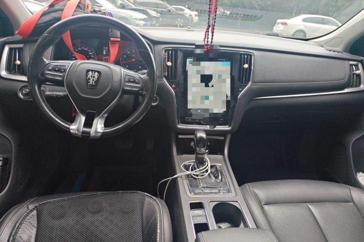 Used Roewe i6 2017 20T Automatic Internet ZhiZun Edition Center Console