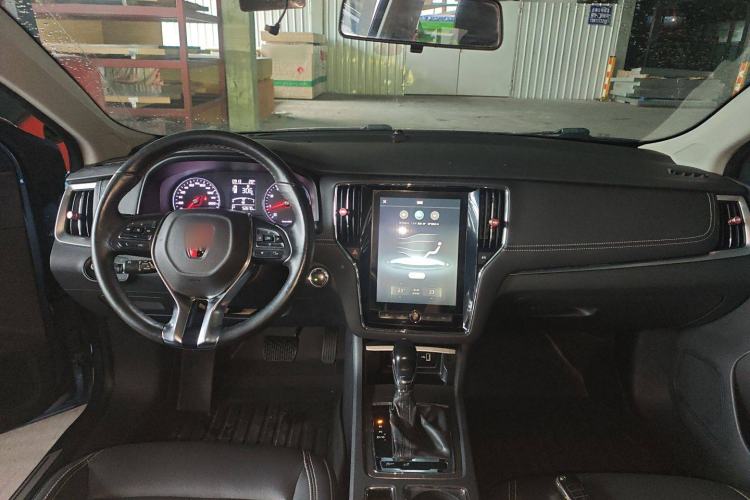 Used Roewe i6 2017 20T Automatic Internet Smart Edition Center Console