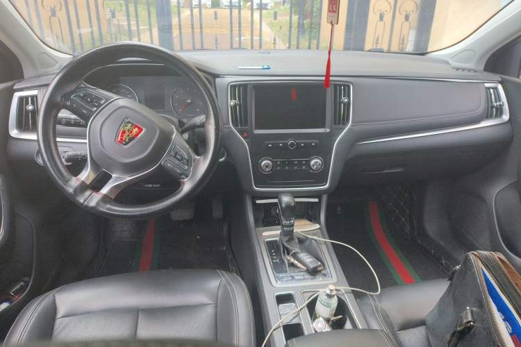 Used Roewe i6 2017 20T Automatic Flagship Edition Center Console