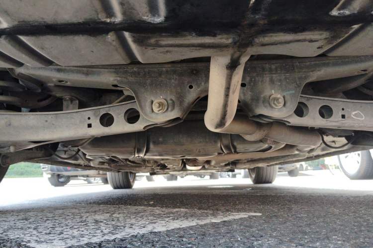 Used Roewe i6 2017 20T Automatic Internet ZhiZun Edition Chassis Rear