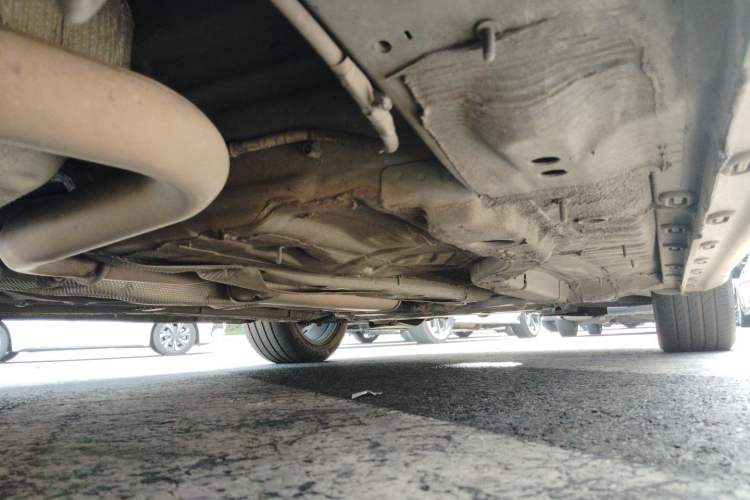 Used Roewe i6 2017 20T Automatic Internet ZhiZun Edition Chassis Rear Right