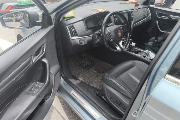 Used Roewe i6 2017 20T Automatic Internet ZhiZun Edition Driver Seat