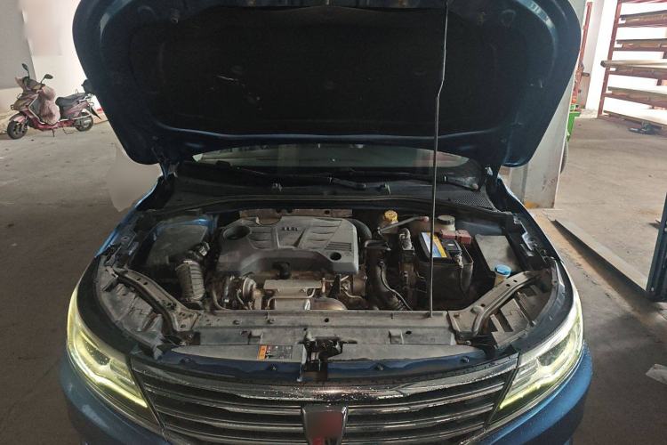 Used Roewe i6 2017 20T Automatic Internet Smart Edition Engine Bay