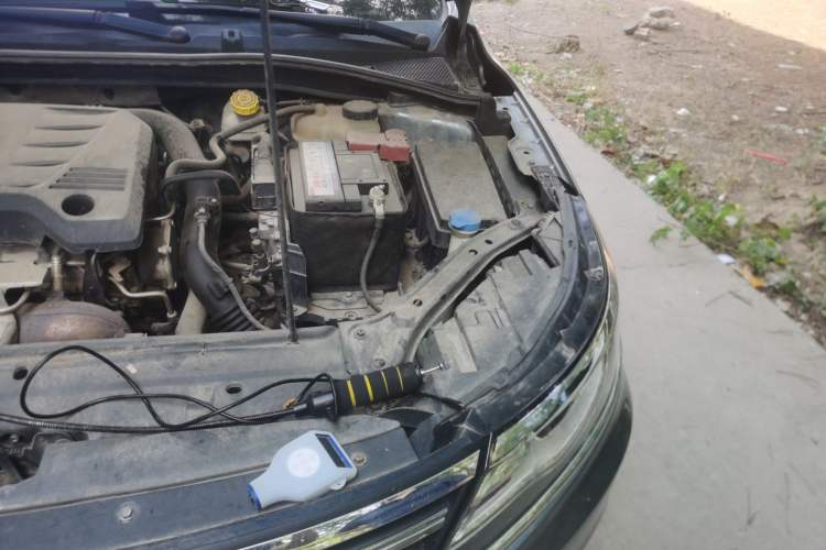 Used Roewe i6 2017 20T Automatic Internet Smart Edition Engine Bay Left