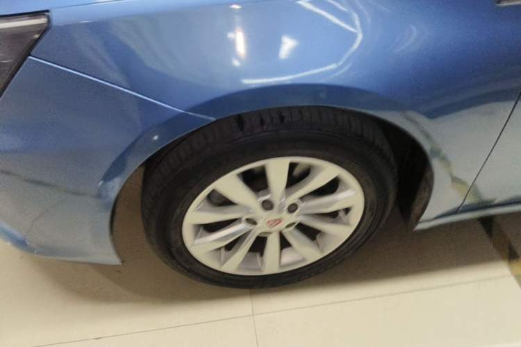 Used Roewe i6 2017 20T Automatic Internet Smart Edition Exterior 4