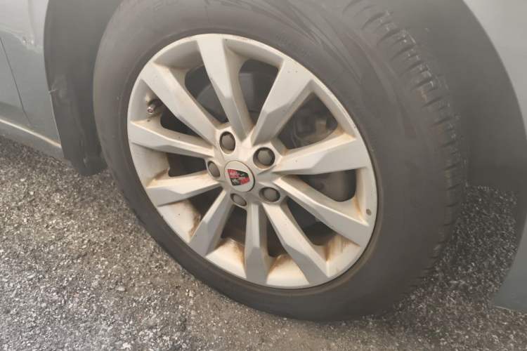 Used Roewe i6 2017 20T Automatic Internet Smart Edition Exterior 7