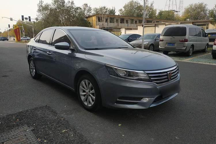 Used Roewe i6 2017 20T Automatic Flagship Edition Front Right 45 Deg