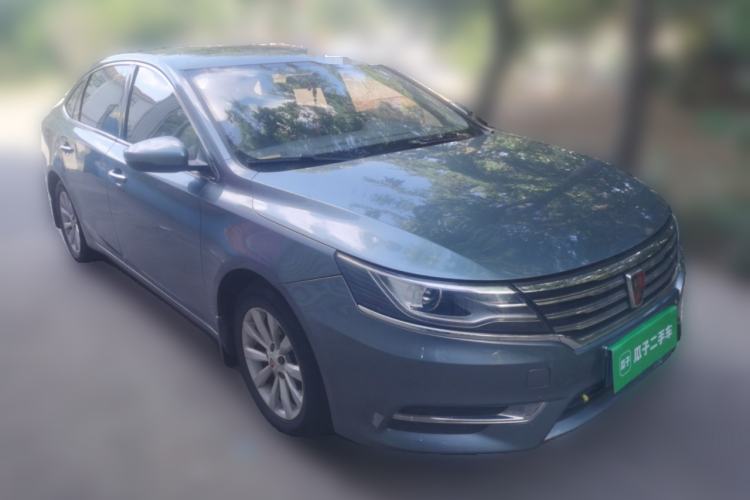 Used Roewe i6 2017 20T Automatic Internet Smart Edition Front Right 45 Deg