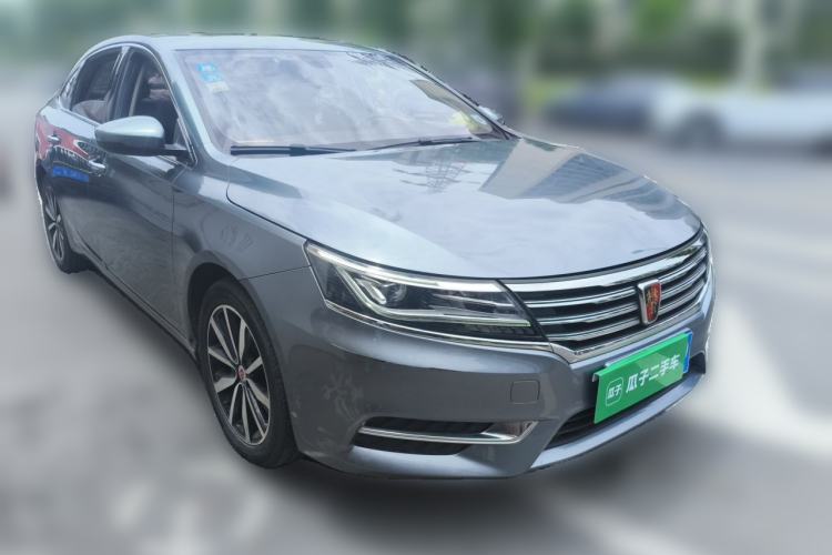 Used Roewe i6 2017 20T Automatic Internet ZhiZun Edition Front Right 45 Deg