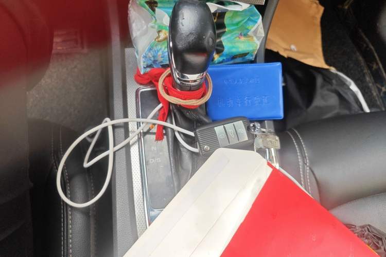 Used Roewe i6 2017 20T Automatic Internet ZhiZun Edition Gear Lever