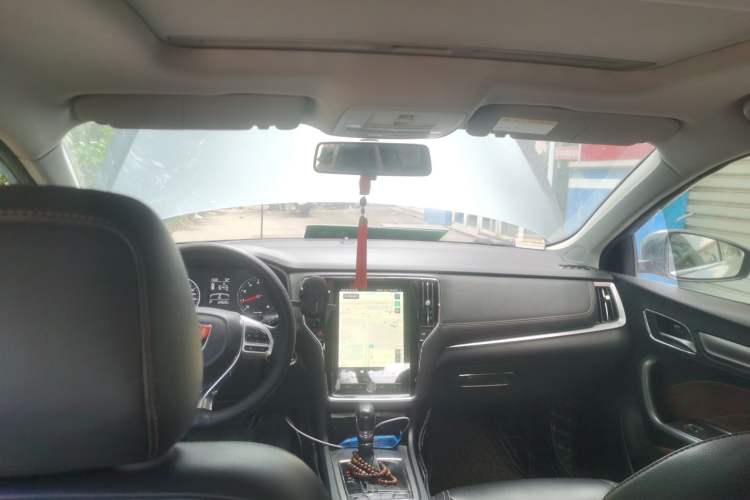 Used Roewe i6 2017 20T Automatic Internet Smart Edition Headliner