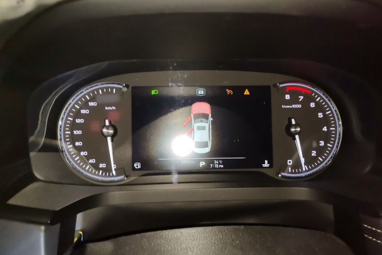 Used Roewe i6 2017 20T Automatic Internet ZhiZun Edition Instrument Cluster