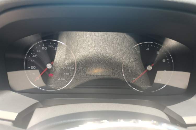 Used Roewe i6 2017 20T Manual Luxury Edition Instrument Cluster
