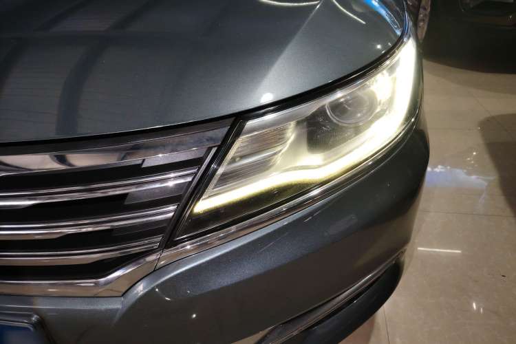 Used Roewe i6 2017 20T Automatic Internet Smart Edition Left Front Headlight