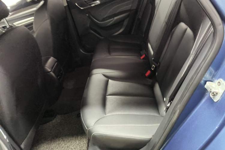 Used Roewe i6 2017 20T Automatic Internet Smart Edition Left Rear Seat