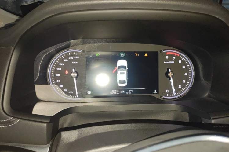 Used Roewe i6 2017 20T Automatic Internet ZhiZun Edition Odometer Close Up