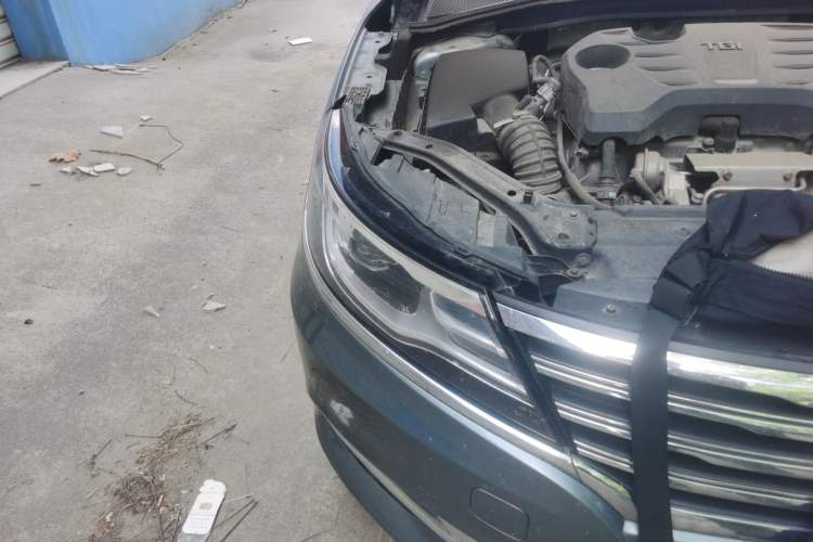 Used Roewe i6 2017 20T Automatic Internet Smart Edition Right Front Headlight