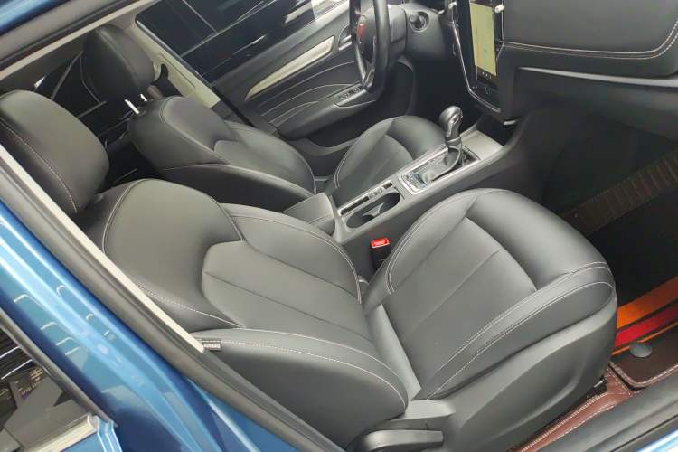 Used Roewe i6 2017 20T Automatic Internet Smart Edition Right Front Seat