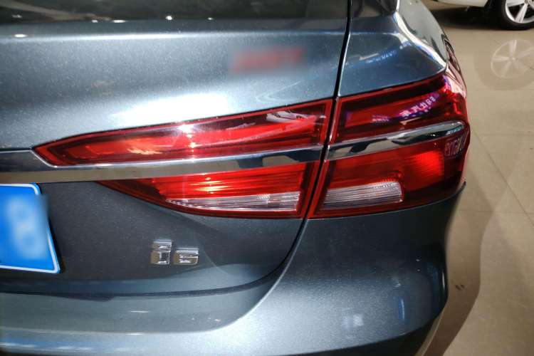 Used Roewe i6 2017 20T Automatic Internet Smart Edition Right Rear Taillight
