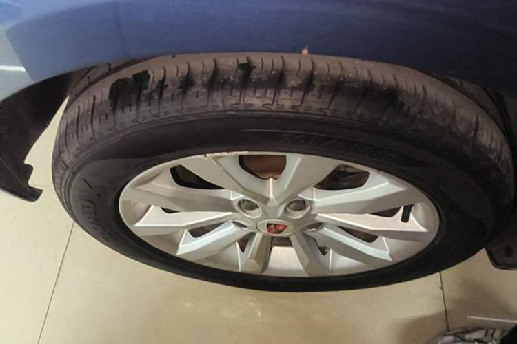 Used Roewe i6 2017 20T Automatic Internet Smart Edition Right Rear Wheel Hub