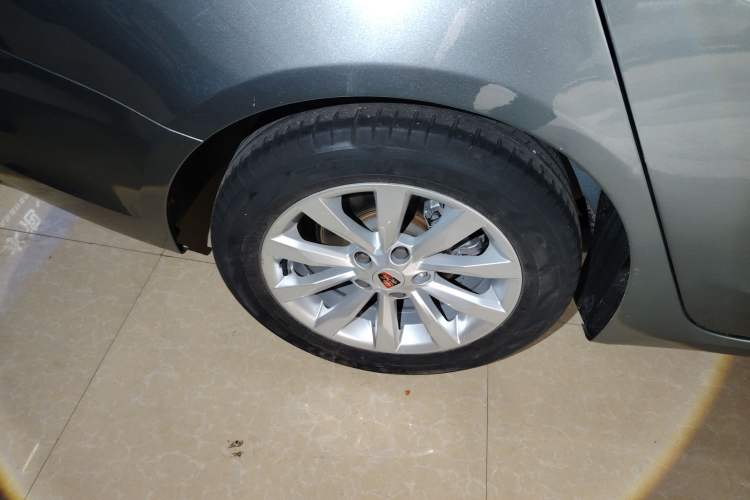 Used Roewe i6 2017 20T Automatic Internet Smart Edition Right Rear Wheel Hub