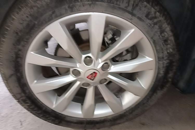 Used Roewe i6 2017 20T Automatic Internet Smart Edition Right Rear Wheel Hub