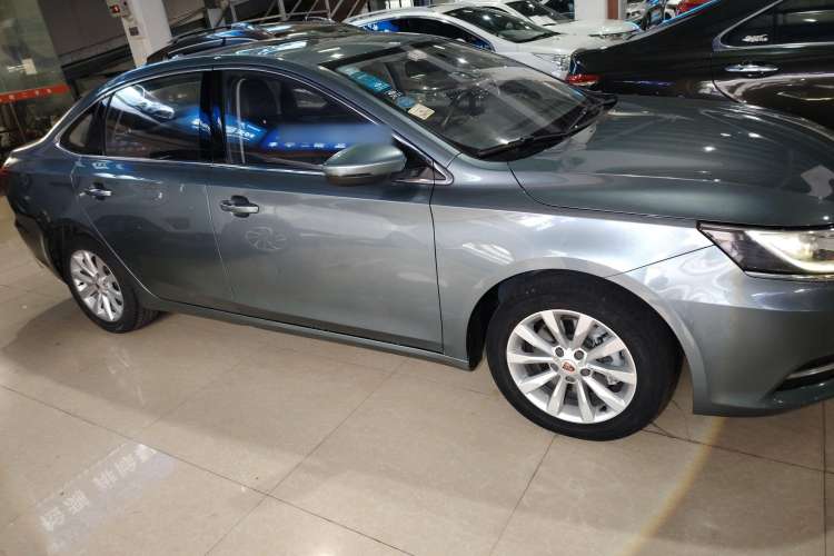 Used Roewe i6 2017 20T Automatic Internet Smart Edition Right Side