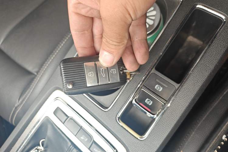 Used Roewe i6 2017 20T Automatic Internet ZhiZun Edition Vehicle Key