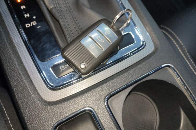 Used Roewe i6 2017 20T Automatic Flagship Edition Vehicle Key