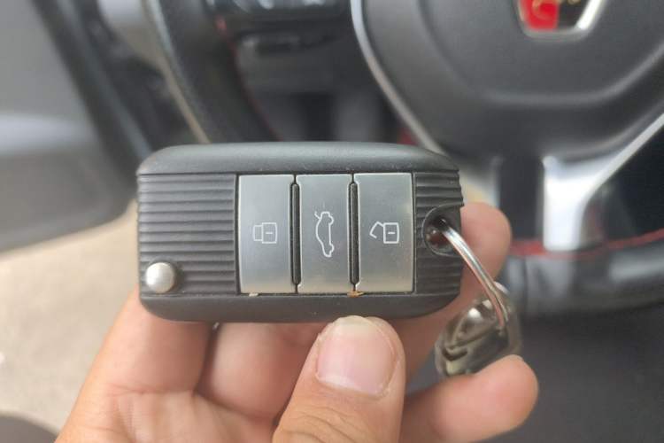 Used Roewe i6 2017 20T Automatic Flagship Edition Vehicle Key