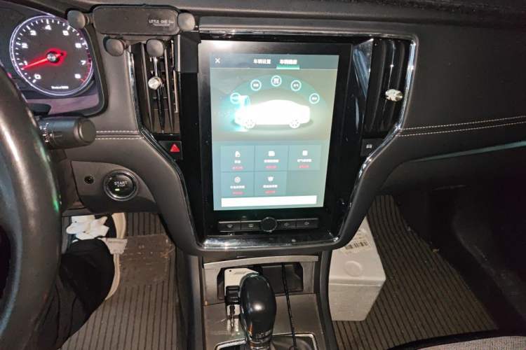 Used Roewe i6 2017 20T Automatic Internet Smart Edition Audio And AC Panel