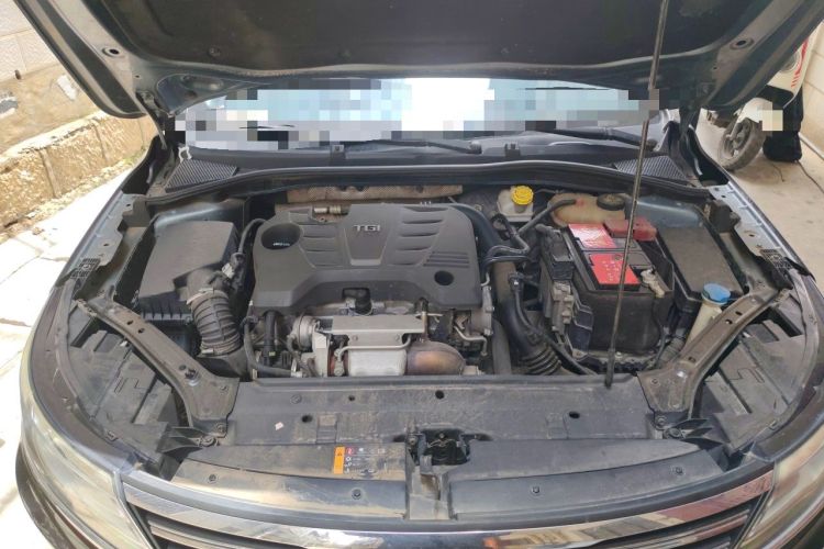 Used Roewe i6 2017 20T Manual Luxury Edition Engine Bay