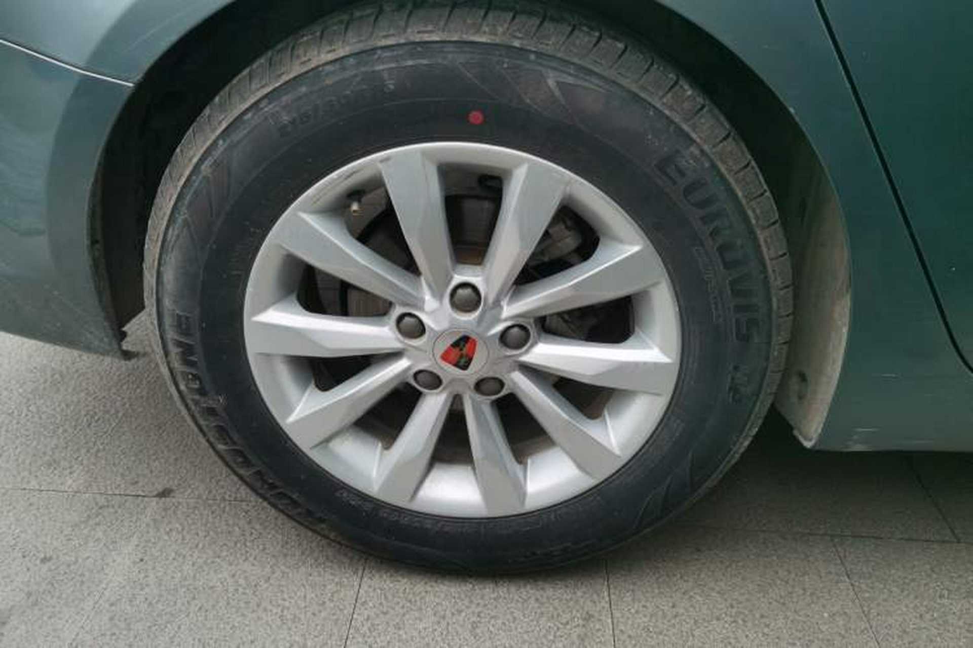 Used Roewe i6 2017 20T Automatic Flagship Edition Exterior 8