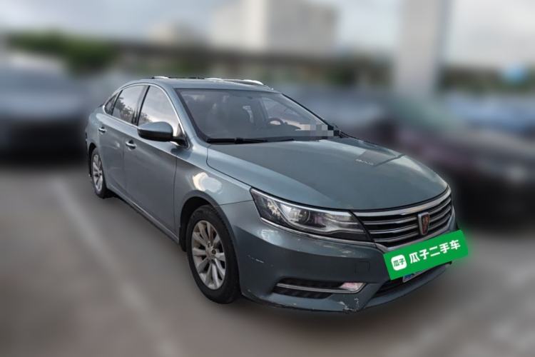 Used Roewe i6 2017 20T Automatic Internet Smart Edition Front Right 45 Deg