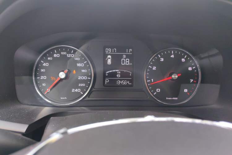 Used Roewe i6 2017 20T Automatic Internet Smart Edition Instrument Cluster