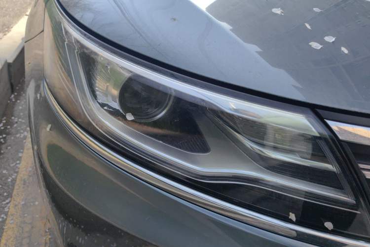 Used Roewe i6 2017 20T Automatic Internet Smart Edition Right Front Headlight