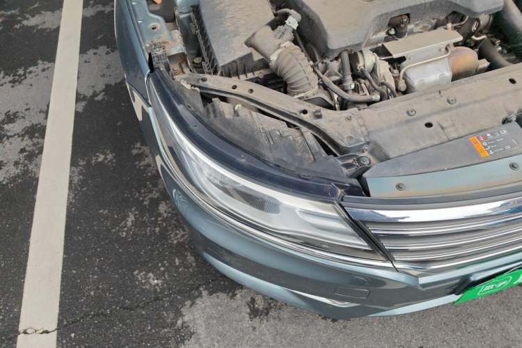 Used Roewe i6 2017 20T Automatic Internet Smart Edition Right Front Headlight