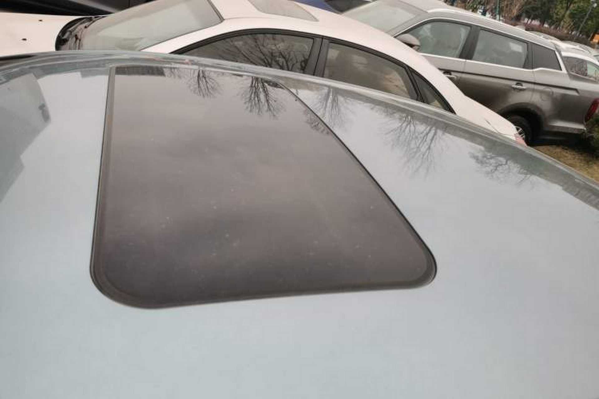 Used Roewe i6 2017 20T Automatic Flagship Edition Roof